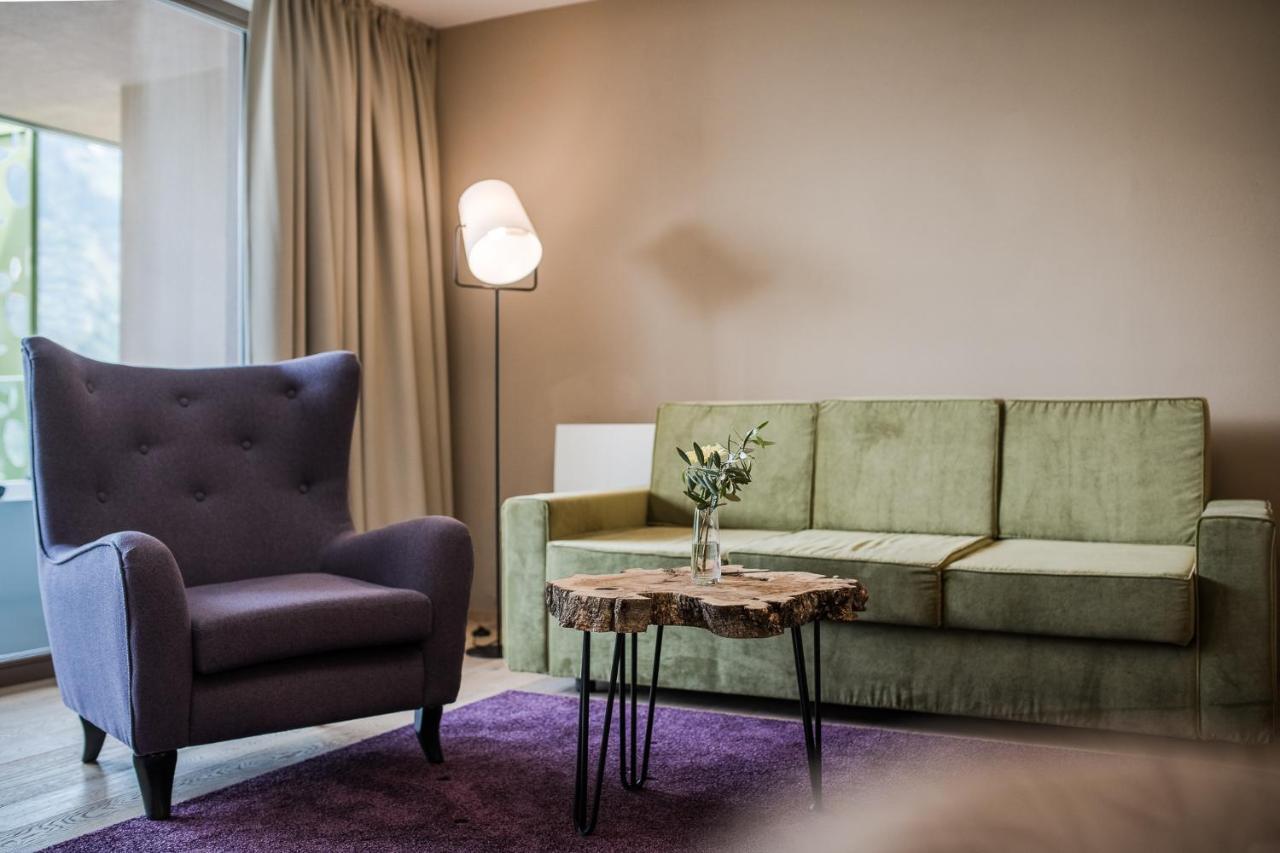 Oliven- & Genusshotel Hirzer Schenna Exteriér fotografie