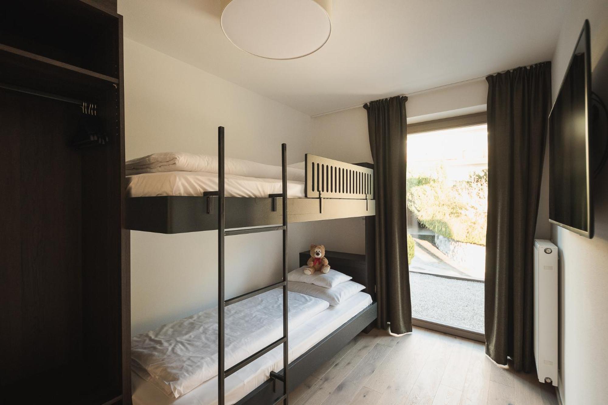 Oliven- & Genusshotel Hirzer Schenna Pokoj fotografie