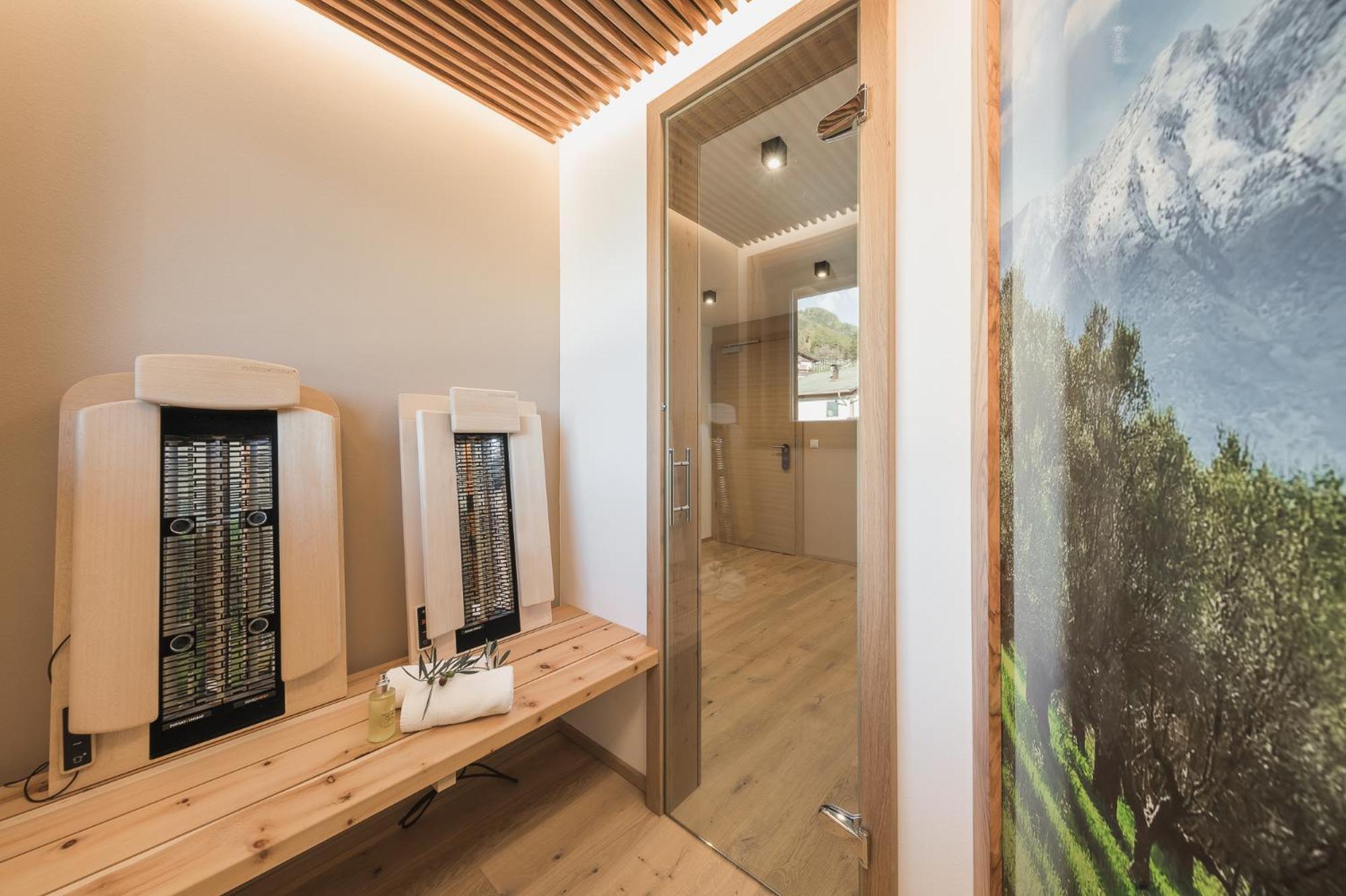 Oliven- & Genusshotel Hirzer Schenna Pokoj fotografie